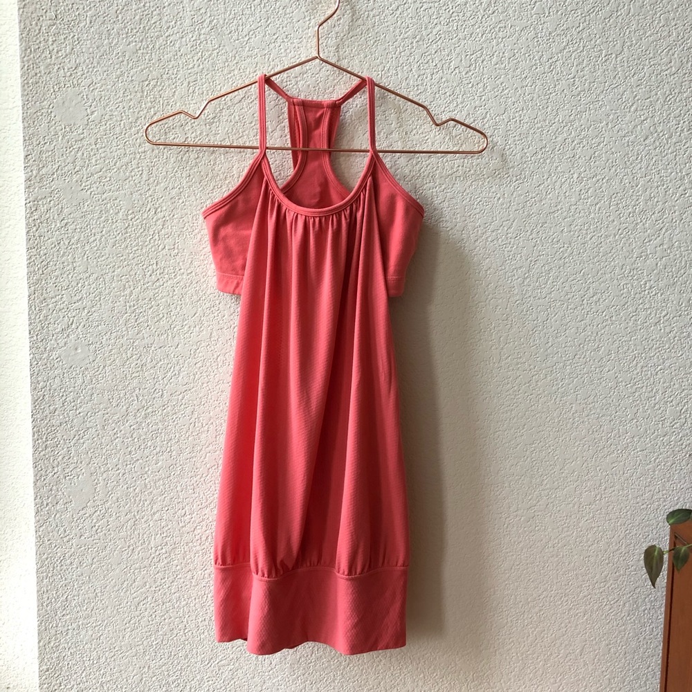 Lululemon • no limit tank / hot pink